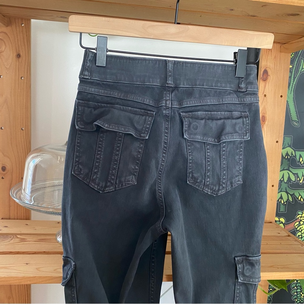 SPANX Stretch Twill Ankle Cargo Pants Washed Black Small - Picture 11 of 16